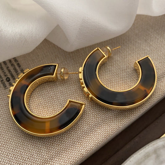 New letter earrings for 2025