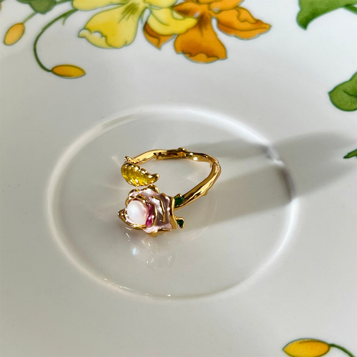 Unique flower ring